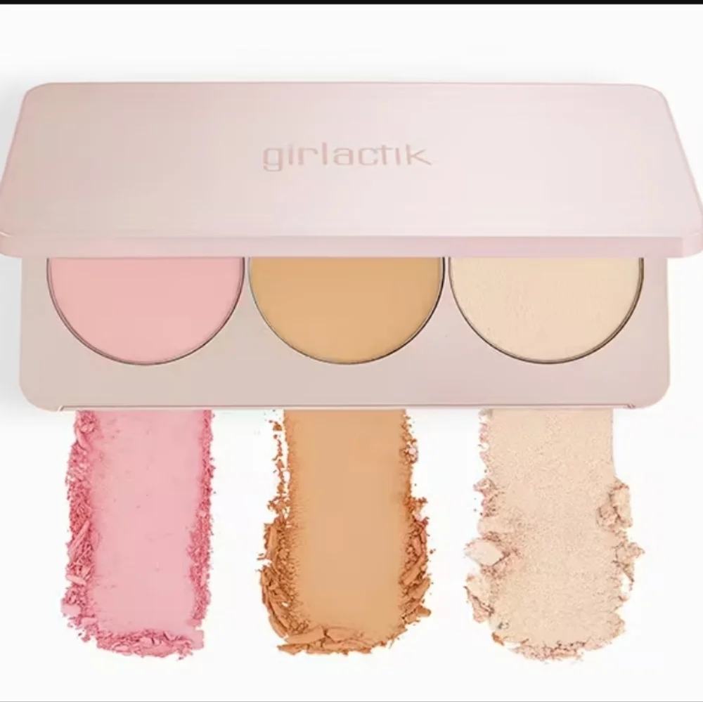 NEW Girlactik Blush‎ Me & Glow Face Palette in Light Never Opened New In Box